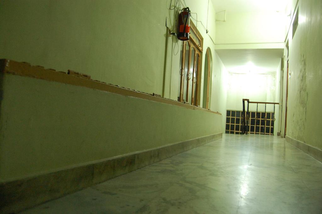 Puja Guest House Varanasi Exterior foto